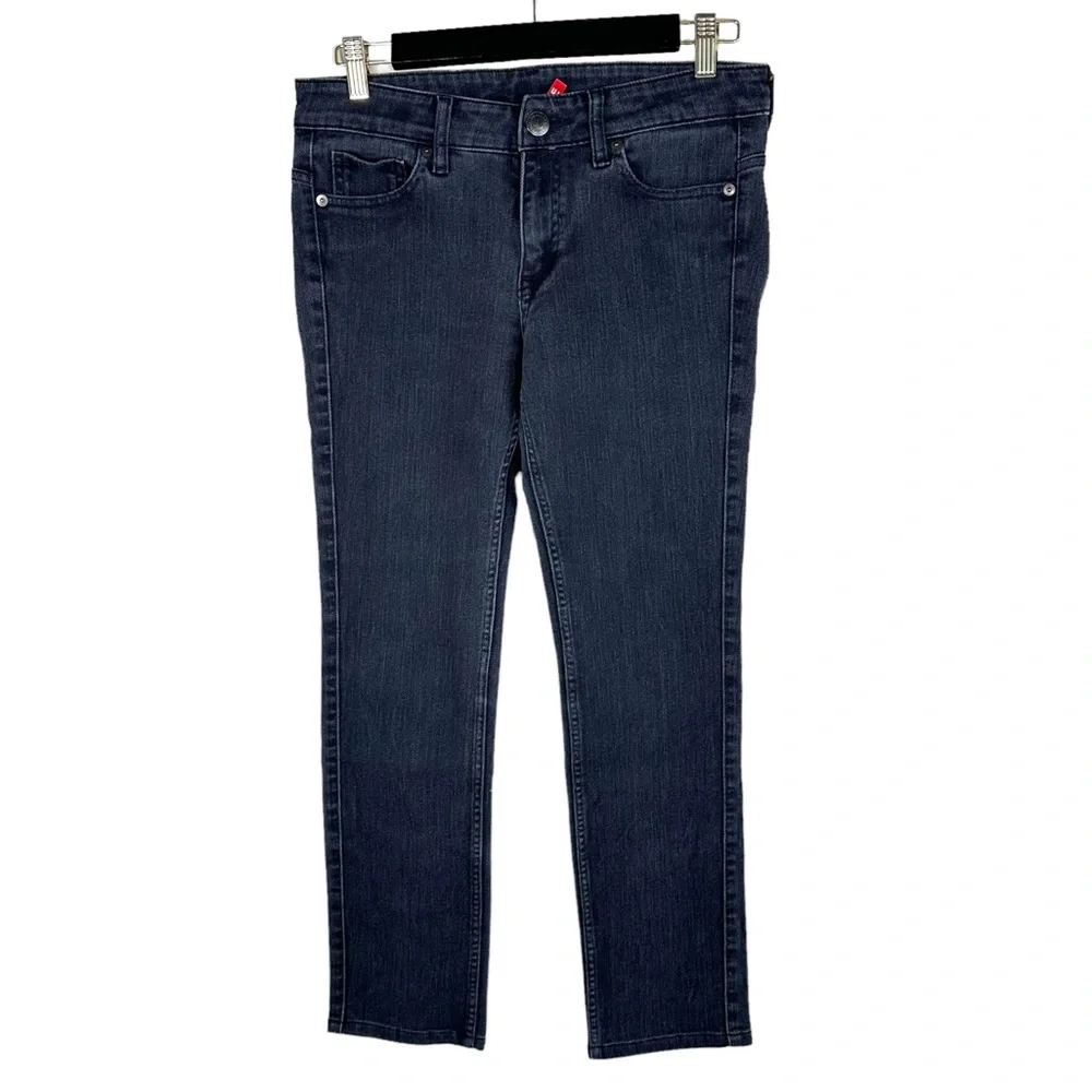 Uniqlo Black Skinny Fit Straight Mid Rise Jeans